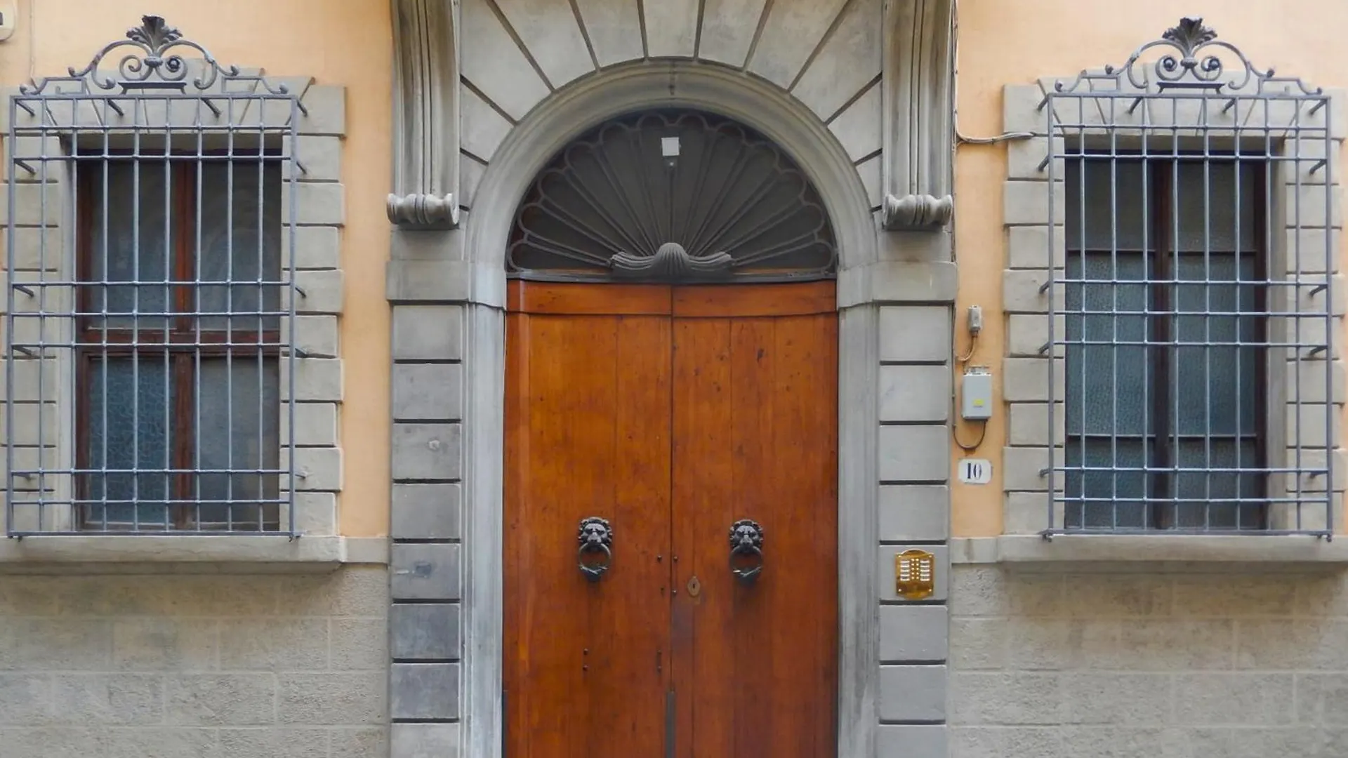 Stunning Apt 5Min Walk To Duomo Florence 0*,  Italië